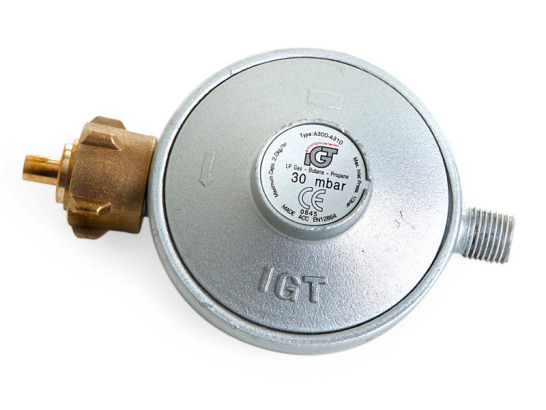 Gasdruckminderer mit Gasschlauch 30mbar (Set) 6601