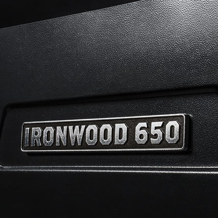 Traeger Ironwood 650 Edition 2024 inkl. Pellets 9kg