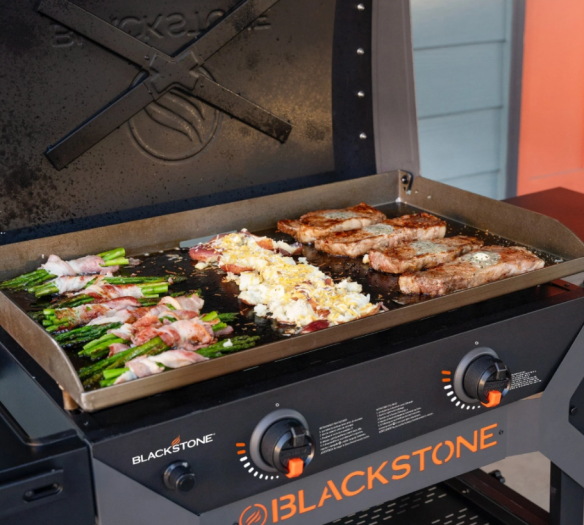 Blackstone Plancha/- Griddle  Iron Forged 71cm Griddle mit Haube