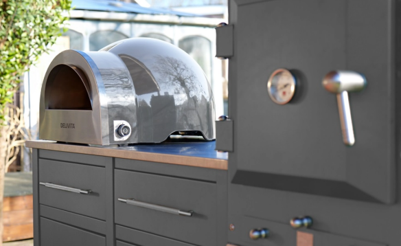 Delivita Flow Dual-Fuel Pizzaofen Hale Grey 50mbar