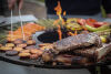 Moesta Feuerplattengrill  Bandit 2.0 FirePlace inkl. 4 x Ablagebretter schwarz/-oben + Sizzle Rost & Burgerpresse