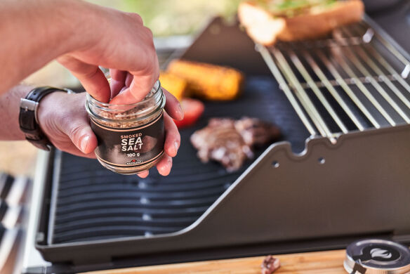 Napoleon Gasgrill Rogue PRO 425 SIB Edelstahl mit Infrarot-Seitenbrenner SIZZLE ZONE