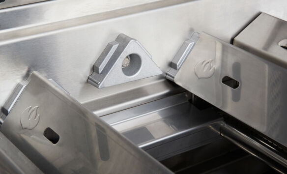 Napoleon Prestige Pro 825-3 Edelstahl Einbaugrill Gas - inkl. Drehspieß - Modell 2025