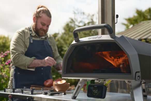 Ooni Karu 2 Pro Pizzaofen Multi-Brennstoff inkl. Pizzaheber