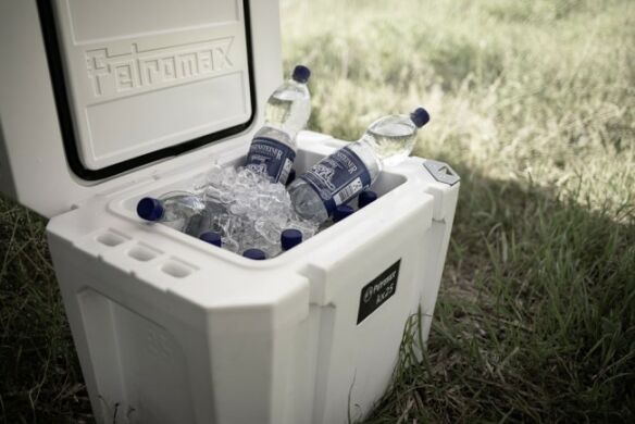 Petromax Kühlbox 25 Liter Ultra-Passivkühlsystem alpenweiß