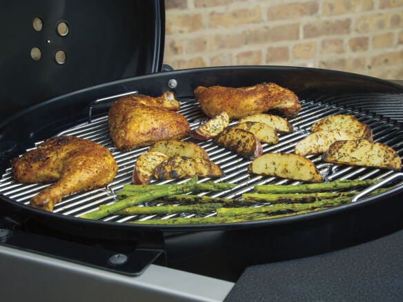 Weber Performer Deluxe GBS Holzkohlegrill Ø 57 cm